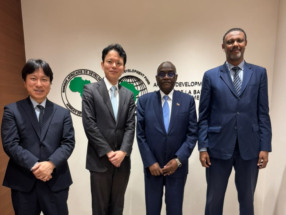 You are currently viewing Sudan’s Ambassador Meets Head of AfDB Asia Office in Tokyo to Discuss Reconstruction and Development Partnerships